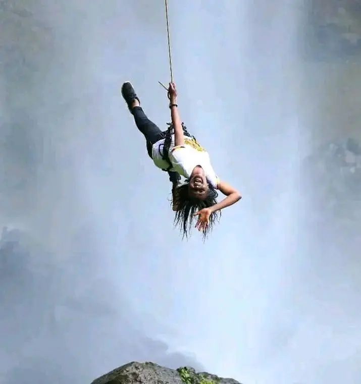 abseiling experience at the sipi falls